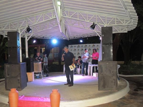 Sarau marca noite de homenagens às mulheres - Imagem 8