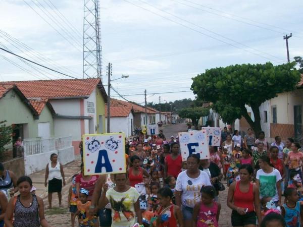 Carnaval da Creche Antonia Gomes Martins - Imagem 7