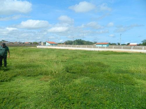 Estádio inacabado preocupa parlamentares brasileirenses e solicitam entrega imediata - Imagem 2