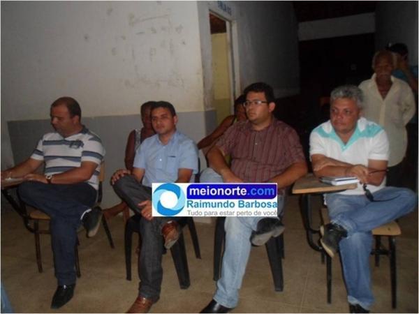 Prefeito Walfredo Filho se  reúne com moradores do  Bairro Barrinha - Imagem 1