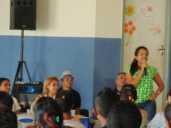 Aula inaugural dos cursos do PRONATEC em parceria com o SENAC em Curralinhos - Imagem 1