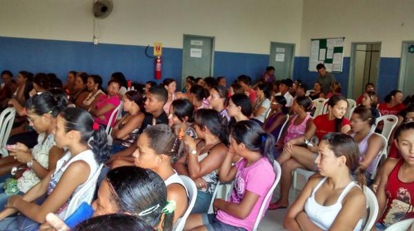 Aula inaugural dos cursos do PRONATEC em parceria com o SENAC em Curralinhos - Imagem 3