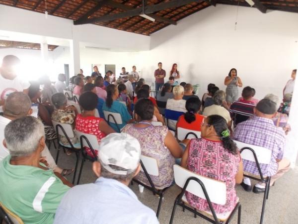 Equipe de saúde realiza palestra para hipertensos e diabéticos em Canavieira - Imagem 9