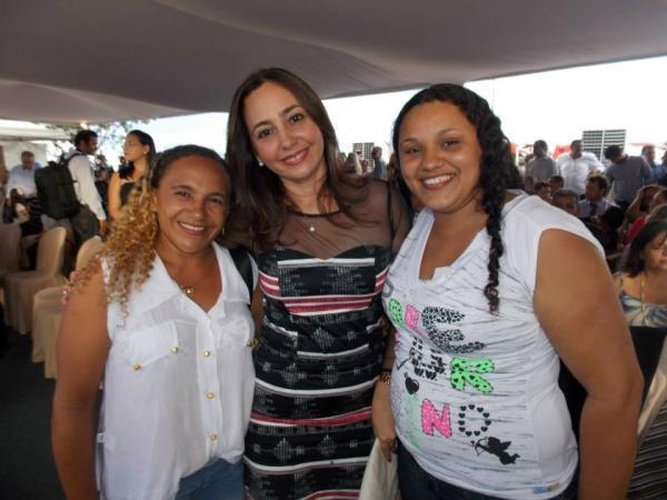 Primeira dama Lindyane Batista e Supervisor de Ensino Werbety Ney são condecorados com Medalha Mérito Renascenças em comemoração aos 191 anos da batal - Imagem 8