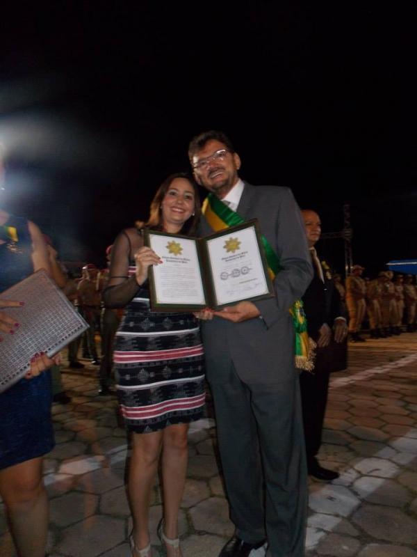 Primeira dama Lindyane Batista e Supervisor de Ensino Werbety Ney são condecorados com Medalha Mérito Renascenças em comemoração aos 191 anos da batal - Imagem 14