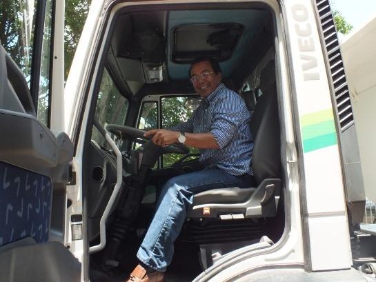 Prefeitura de Água Branca é contemplada com caçamba - Imagem 1