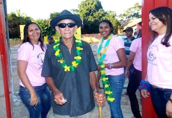 CRAS realiza festa para os idosos em Canavieira - Imagem 60