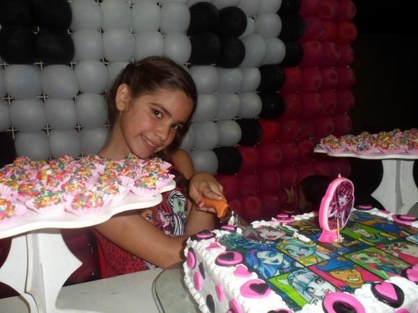 Ingrid Moura comemora seu aniversario em grande estilo - Imagem 11