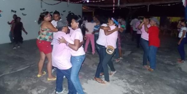 CRAS realiza festa para os idosos em Canavieira - Imagem 27