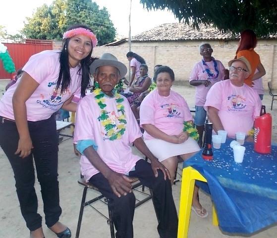 CRAS realiza festa para os idosos em Canavieira - Imagem 53