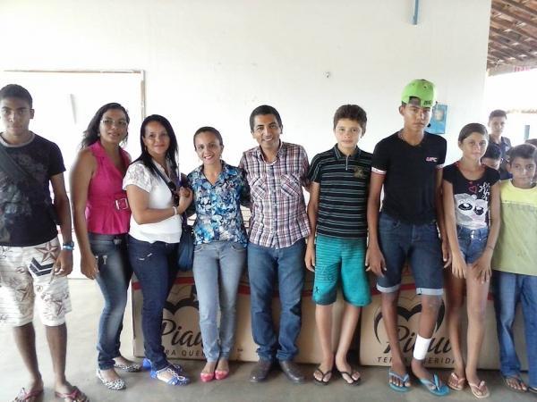 Secretaria de Educação entrega bicicletas aos alunos de localidades - Imagem 15