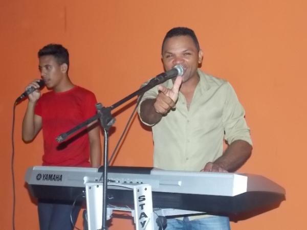 CRAS realiza festa para os idosos em Canavieira - Imagem 25