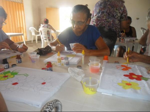 Idosos de Santo Inácio participaram de oficina de Pintura  - Imagem 6