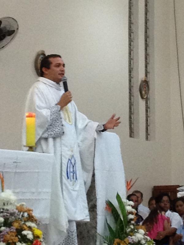 Padre filho de N. S. dos Remédios comanda festejos na Igreja Matriz de Altos - Imagem 1