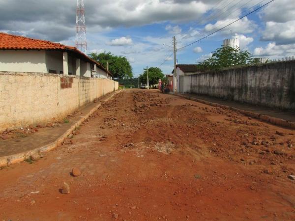 A prefeitura de Cristalândia  recupera os calçamentos - Imagem 15