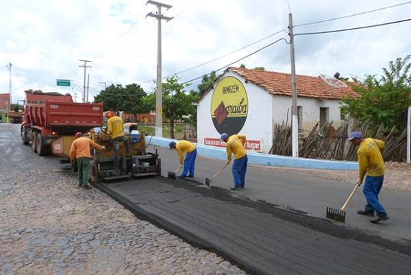 Obras de pavimentação são iniciadas em várias ruas no centro do município de Cocal - Imagem 2