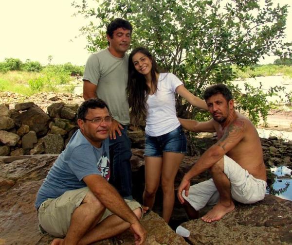 Milena Andrade comemorou aniversário em um domingo de sol e rio Longa - Imagem 3