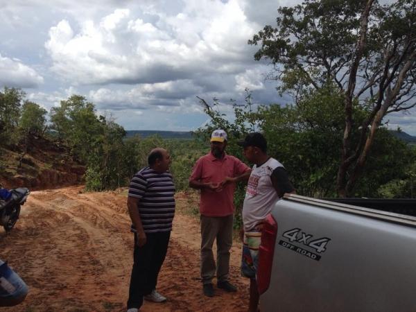 Prefeito Reginaldo constrói estrada de acesso a cachoeira de Santo Antônio - Imagem 14