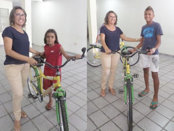 Estudantes de Francinópolis recebem bicicletas do Programa Pedala Piauí - Imagem 8
