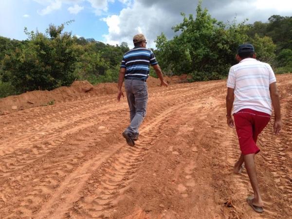 Prefeito Reginaldo constrói estrada de acesso a cachoeira de Santo Antônio - Imagem 6