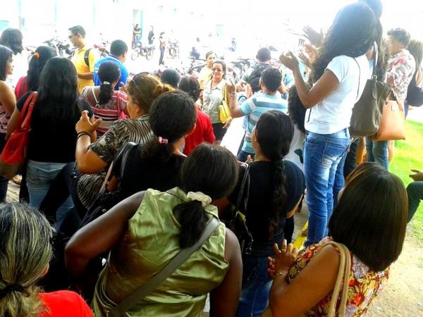 Professores reivindicam seus direitos - Imagem 1