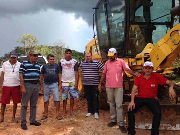 Prefeito Reginaldo constrói estrada de acesso a cachoeira de Santo Antônio - Imagem 9