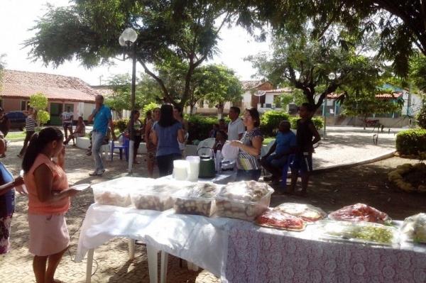 Prefeitura realiza café da manhã em homenagem ao Dia Internacional da Mulher - Imagem 9