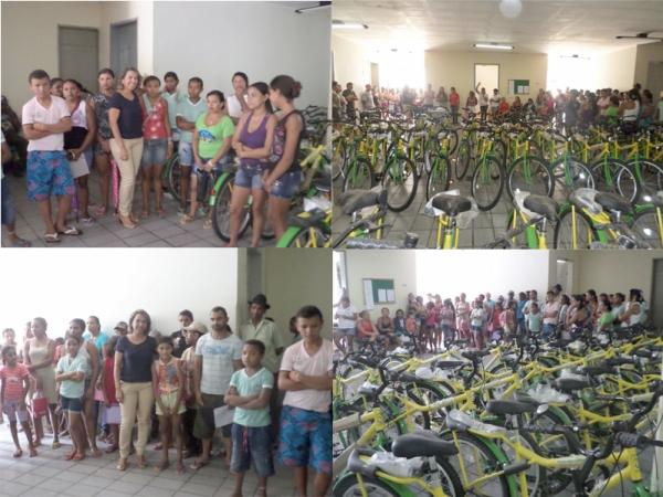 Estudantes de Francinópolis recebem bicicletas do Programa Pedala Piauí - Imagem 10