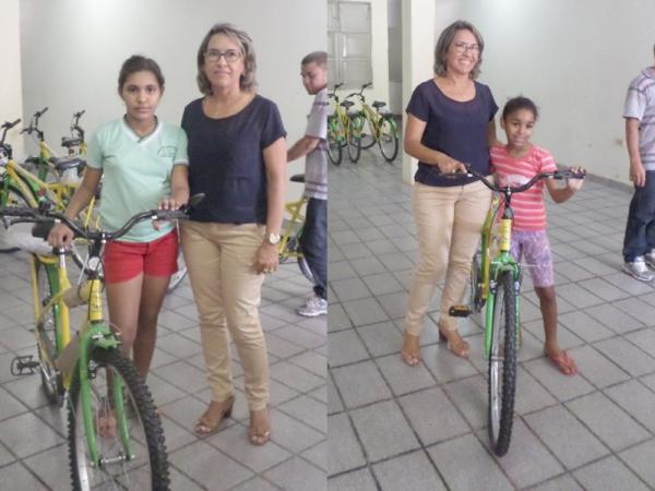 Estudantes de Francinópolis recebem bicicletas do Programa Pedala Piauí - Imagem 9