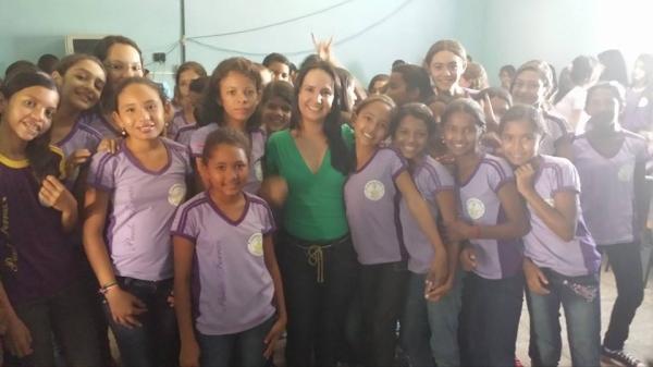 Secretaria Municipal de Saúde inicia a Campanha de Vacinação contra o HPV  - Imagem 2