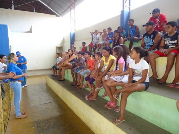 Programa 2 Tempo realiza distribuição de Camisetas - Imagem 23