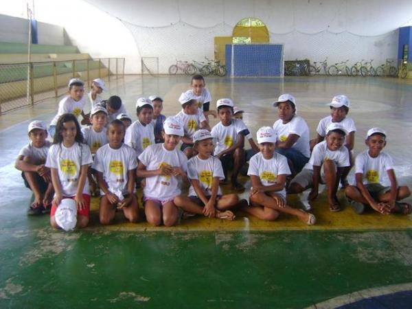 Programa 2 Tempo realiza distribuição de Camisetas - Imagem 33