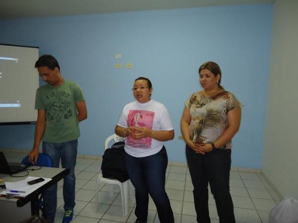 Secretária Municipal de Saúde Realiza Reunião com Equipes de Saúde e do NASF - Imagem 12