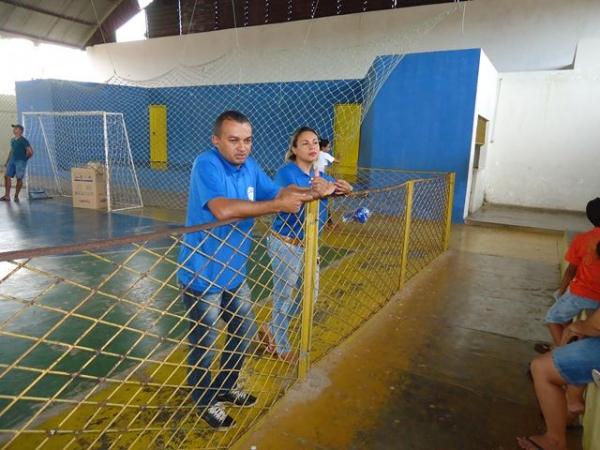 Programa 2 Tempo realiza distribuição de Camisetas - Imagem 8