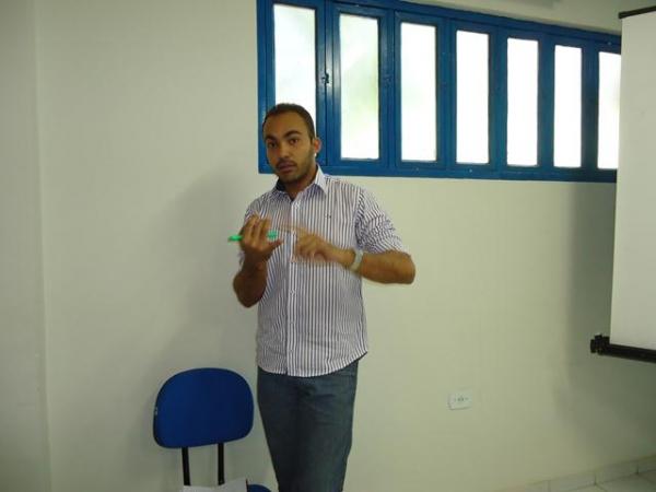 Secretária Municipal de Saúde Realiza Reunião com Equipes de Saúde e do NASF - Imagem 8