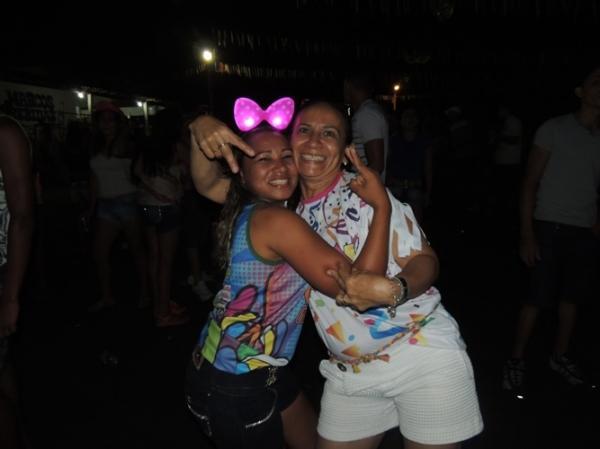 Confira os melhores cliques do 1ª dia de carnaval 2014 em Curralinhos  - Imagem 74
