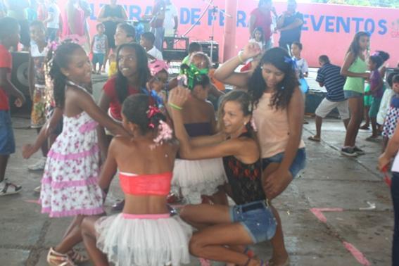 CRAS REALISA FOLIA 2014 EM CURRAIS - Imagem 5