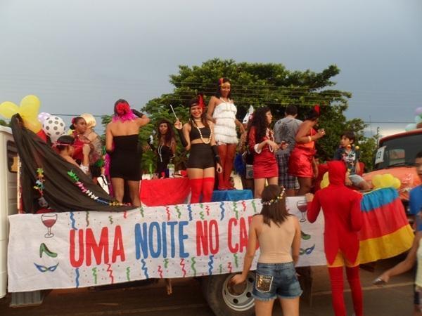 Carnaval 2014: Corso arrasta multidão em Valença - Imagem 16