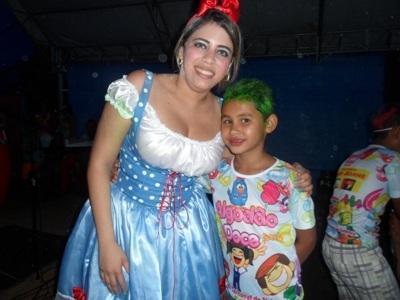 Carnaval 2014: Bloco Infantil Algodão Doce leva multidão as ruas de Valença - Imagem 13