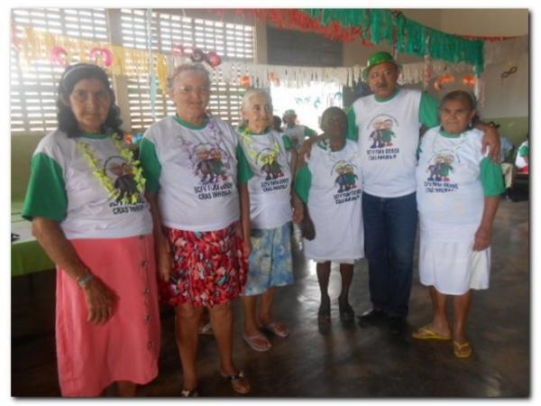 Carnaval da melhor idade foi um sucesso! - Imagem 43