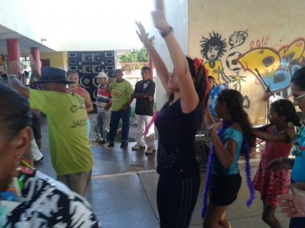 Baile de Carnaval da Melhor Idade - Imagem 8