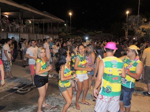 Fotos: 1ª noite do carnaval de Pedro II - Imagem 62