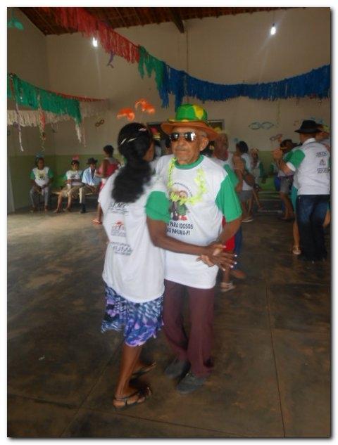 Carnaval da melhor idade foi um sucesso! - Imagem 40