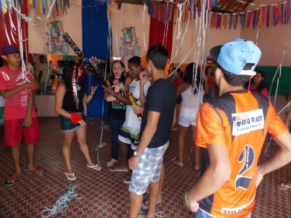 Carnaval 2014 do Serviço de Convivência e Fortalecimento de Vínculos - Imagem 20