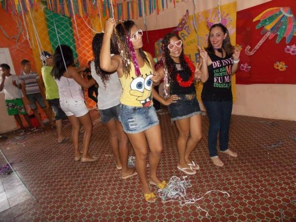 Carnaval 2014 do Serviço de Convivência e Fortalecimento de Vínculos - Imagem 26