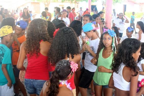 CRAS REALISA FOLIA 2014 EM CURRAIS - Imagem 7