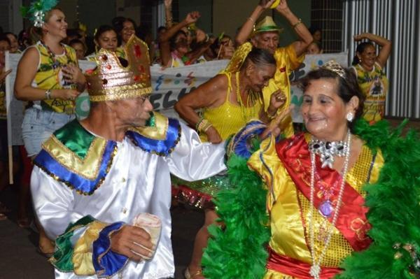 A Melhor Idade faz a alegria da primeira noite do Carnaval de Luzilândia - Imagem 16
