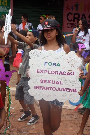 CRAS REALISA FOLIA 2014 EM CURRAIS - Imagem 16