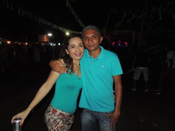 Confira os melhores cliques do 1ª dia de carnaval 2014 em Curralinhos  - Imagem 34