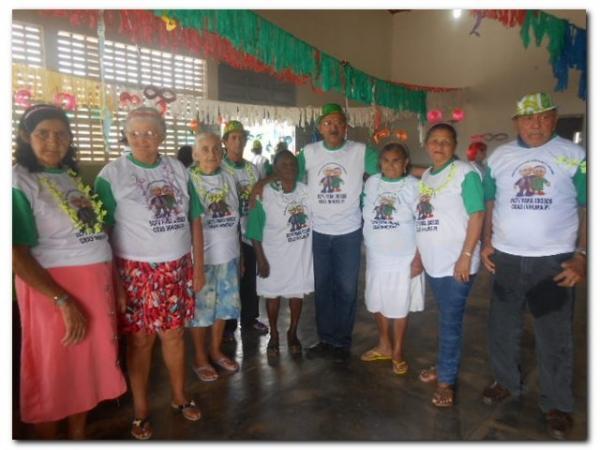 Carnaval da melhor idade foi um sucesso! - Imagem 44